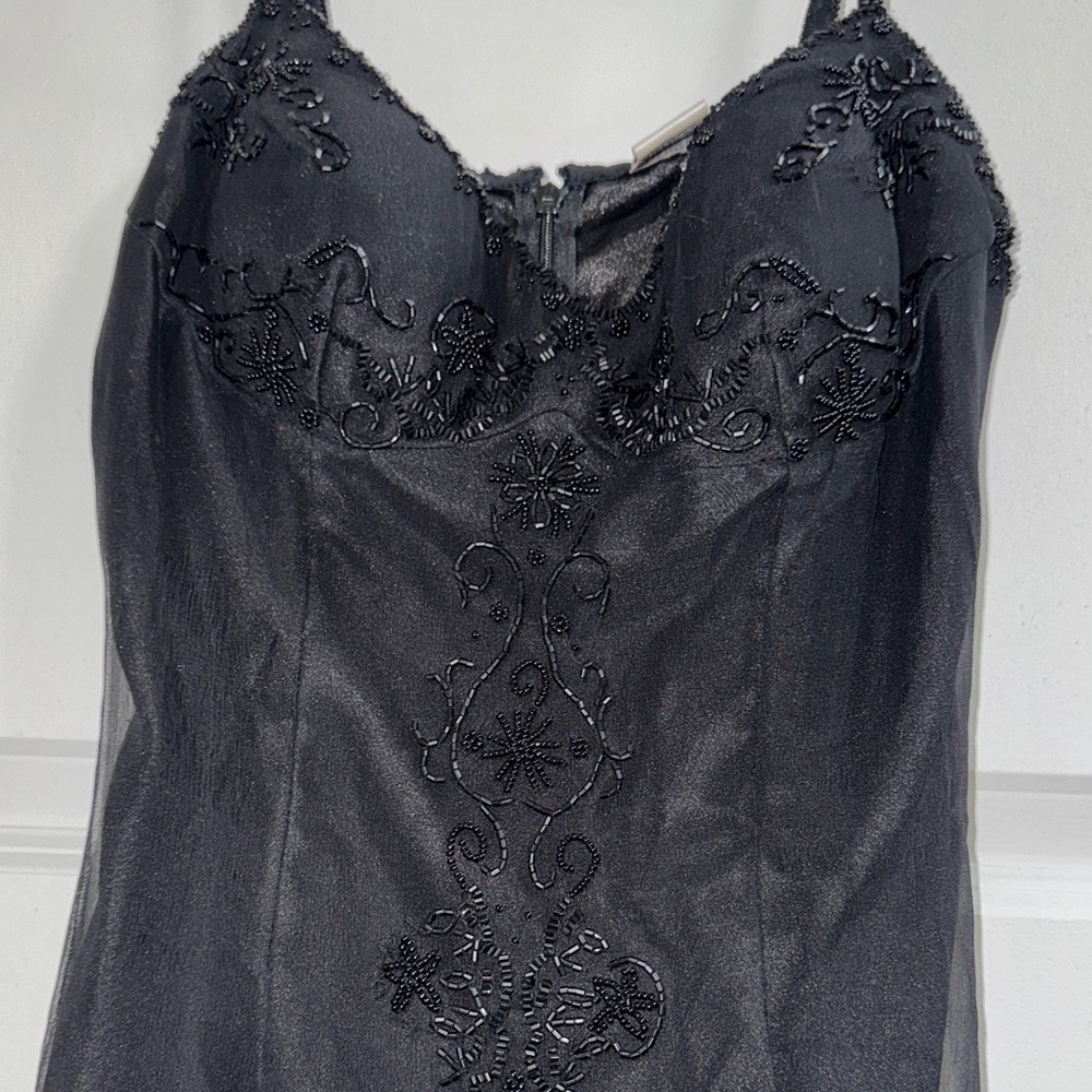Elegant Black Beaded  Dress - Picture 4 of 6